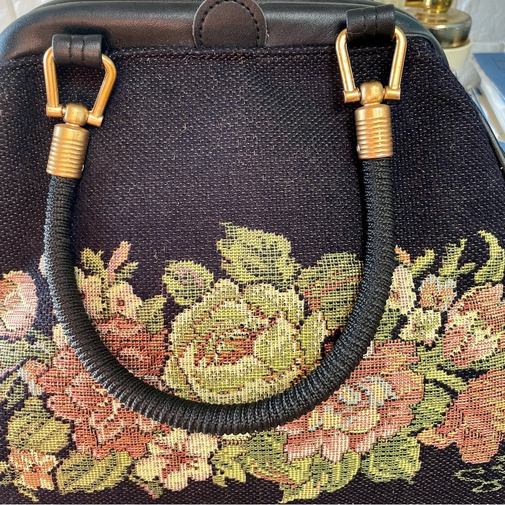 Vintage Lilac Floral Tapestry Needlepoint Bag Purse - Picture 5 of 14